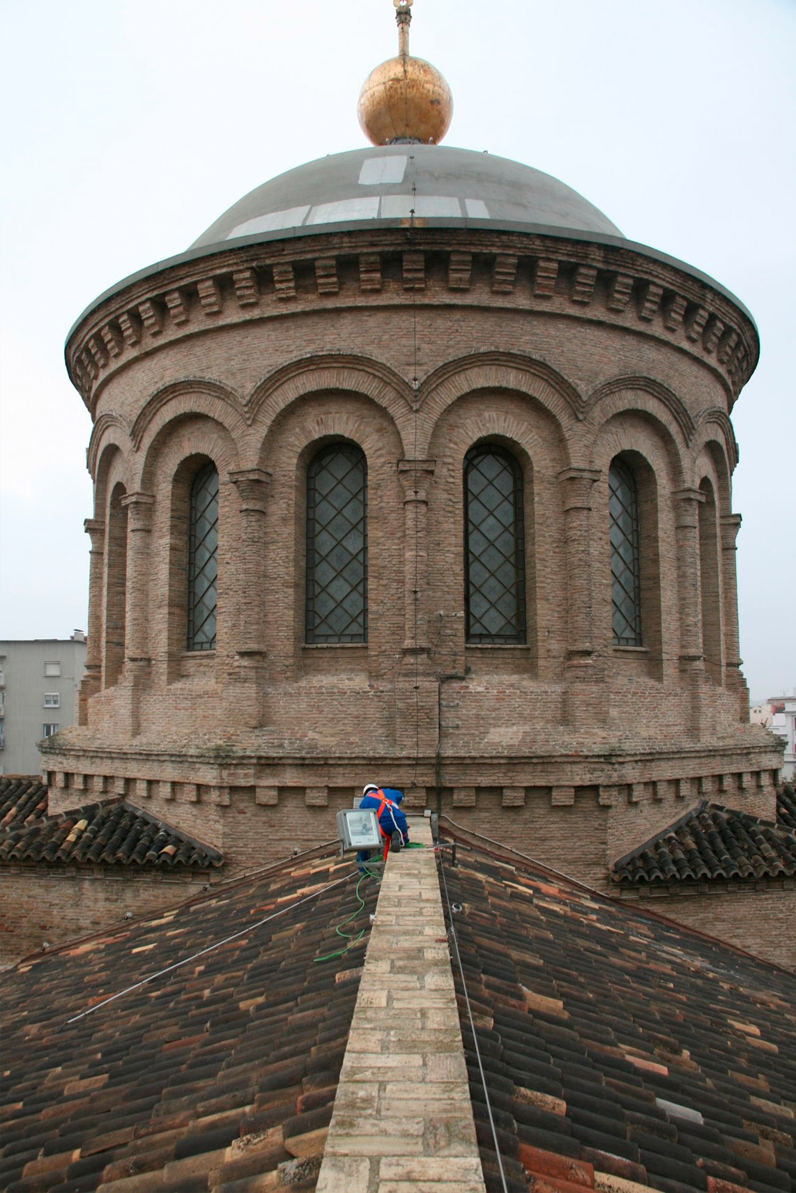 AINUR. Trabajos Verticales