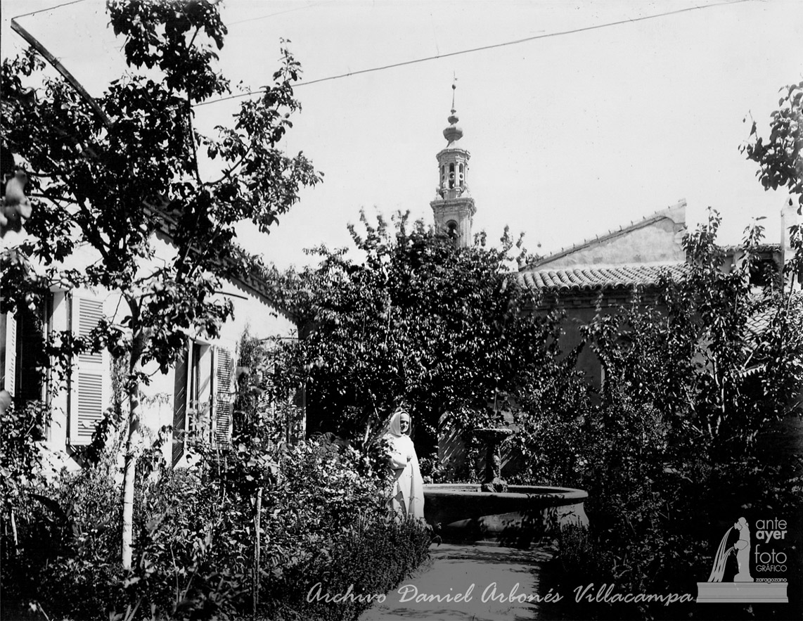 Jardín interior de una de las celdas
