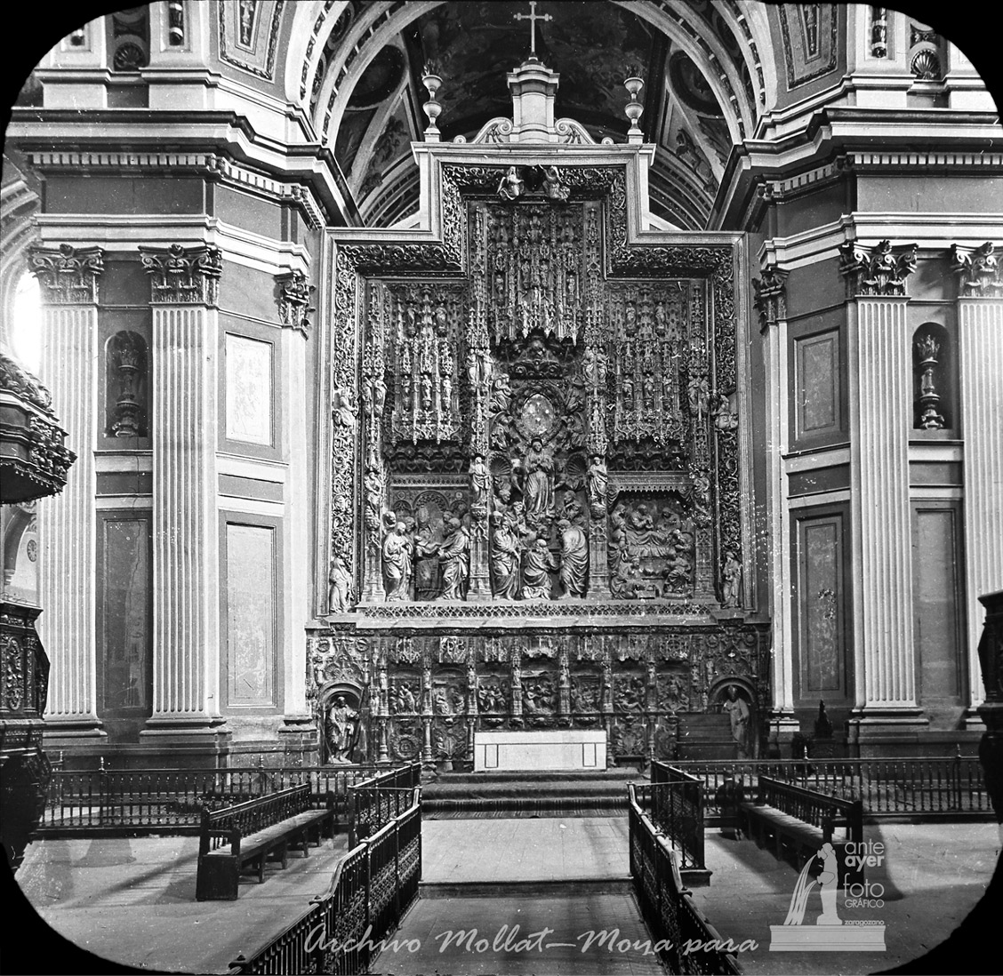 Retablo del altar Mayor, obra de Damián Forment