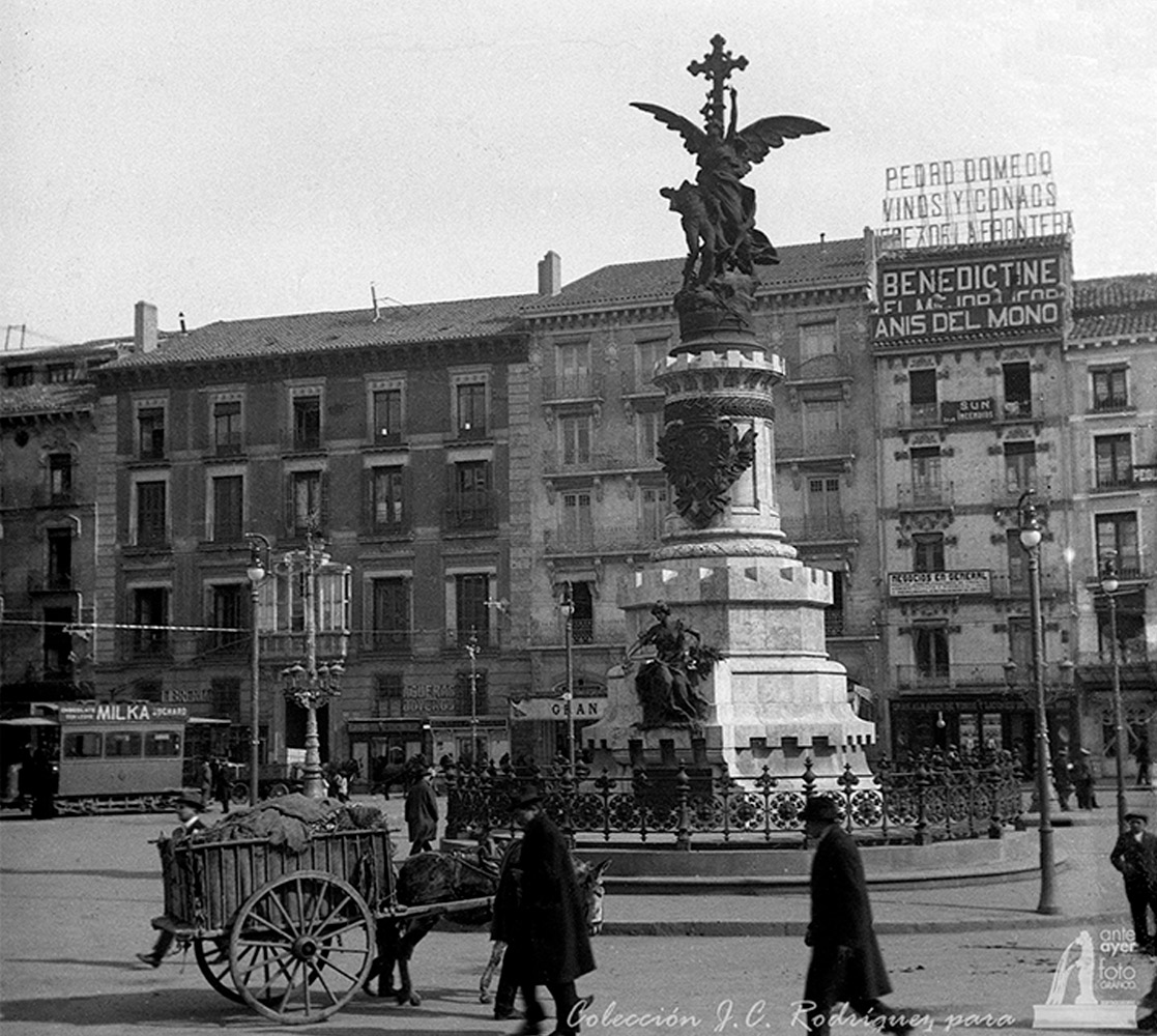Plaza de la Constitución. CA. 1916. Colección José Carlos Rodríguez Vicente
