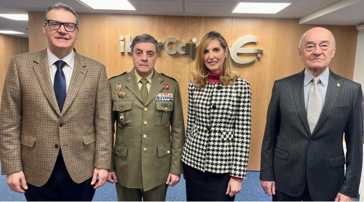 Una de las principales iniciativas fruto de esta colaboración es el ciclo de conferencias 