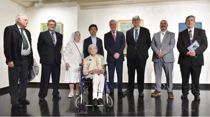 La exposición de la centenaria artista altoaragonesa reúne retratos realizados entre 1957 y 2021