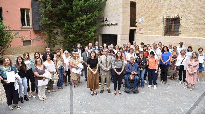 La entrega de los convenios sociales ha tenido lugar en el Centro Ibercaja Huesca