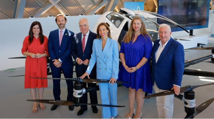 El aerodron EH216 ya puede visitarse en Mobility City de Fundación Ibercaja