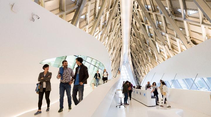 MARCANDO EL FUTURO DE LA MOVILIDAD: MOBILITY CITY CELEBRA EL PRIMER ANIVERSARIO DE SU APERTURA