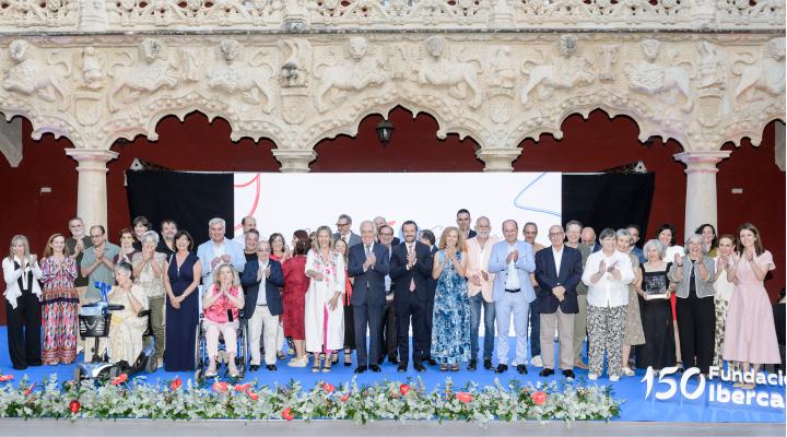 La I Gala Solidaria organizada por Fundación Ibercaja en Guadalajara tuvo lugar en el Palacio del Infantado.