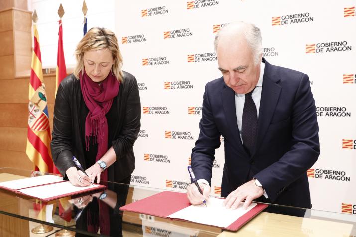  FIRMA DE CONVENIO FUNDACIÓN EMPRENDER EN ARAGÓN Y FUNDACIÓN IBERCAJA 