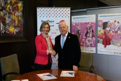 LA OBRA SOCIAL DE IBERCAJA FIRMA UN CONVENIO CON LA HERMANDAD DEL REFUGIO