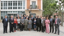 AYUDAS ASISTENCIALES Y A LAS DEPENDENCIAS  EN LA RIOJA