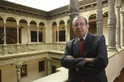 ROMAN ALCALÁ, NUEVO PRESIDENTE DE LA COMISIÓN NACIONAL DE OBRA SOCIAL DE LAS CAJAS DE AHORROS ESPAÑOLAS 