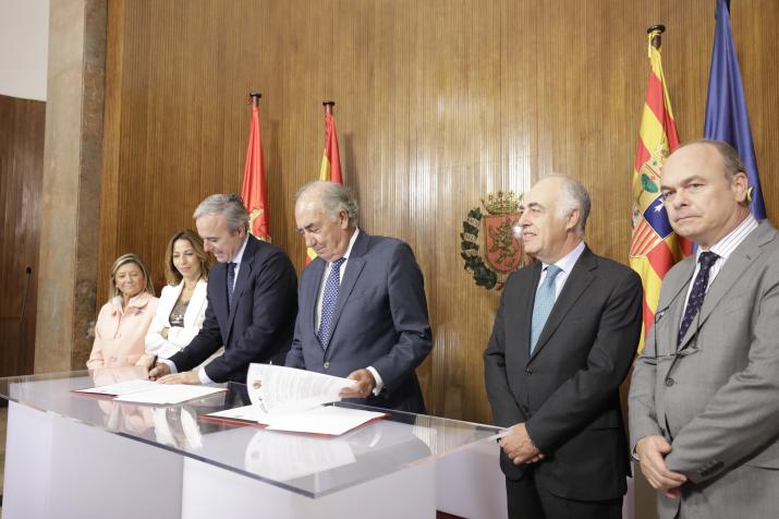 FIRMA DE COLABORACIÓN DEL AYUNTAMIENTO DE ZARAGOZA Y FUNDACIÓN IBERCAJA