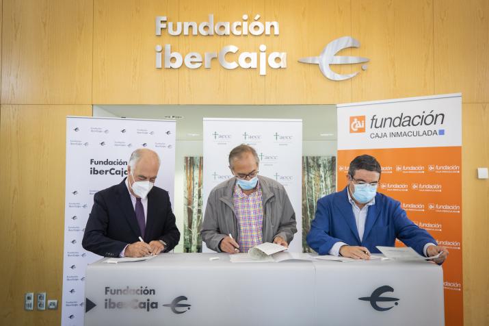 FIRMA DE CONVENIO DE FUNDACIÓN IBERCAJA, FUNDACIÓN CAI Y AECC