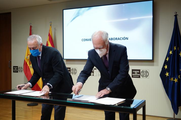 FIRMA DE CONVENIO FUNDACIÓN IBERCAJA-FUNDACIÓN GIMÉNEZ ABAD