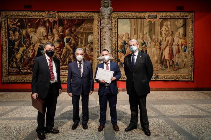 ENTREGA DE PREMIOS DE INVESTIGACIÓN JURÍDICA EN EL PATIO DE LA INFANTA