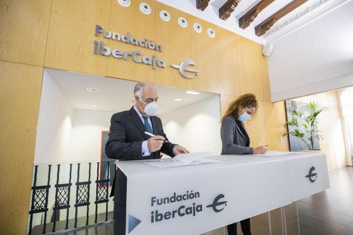 FIRMA DE CONVENIO DE FUNDACION IBERCAJA Y AEDIPE