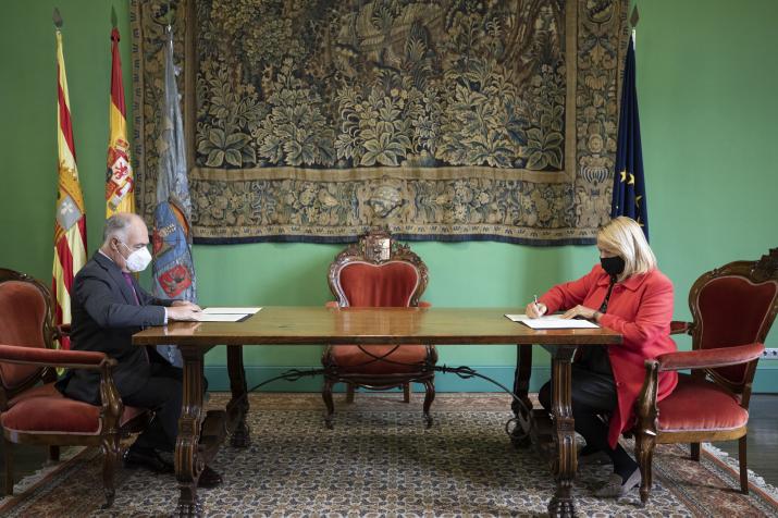 FIRMA DE CONVENIO DE FUNDACIÓN IBERCAJA CON LA UNIVERSIDAD DE ZARAGOZA