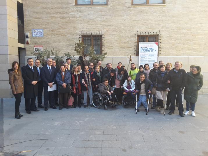 LA OBRA SOCIAL DE IBERCAJA RENUEVA SU CONVENIO DE COLABORACIÓN CON CADIS HUESCA