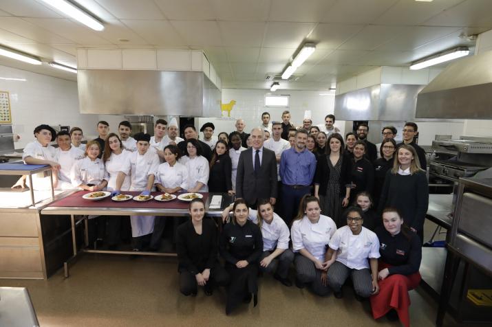 FIRMA DE CONVENIO DE FUNDACIÓN IBERCAJA CON FUNDACIÓN PICARRAL