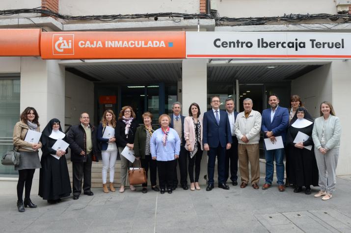 FIRMA DE CONVENIOS SOCIALES FUNDACIÓN IBERCAJA Y FUNDACIÓN CAJA INMACULADA CON LAS ASOCIACIONES SELECCIONADAS EN TERUEL