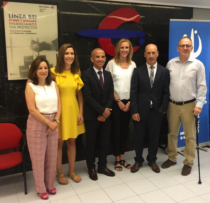 FIRMA DE CONVENIOS SOCIALES FUNDACIÓN IBERCAJA Y FUNDACIÓN CAJA INMACULADA CON LAS ASOCIACIONES SELECCIONADAS EN NAVARRA