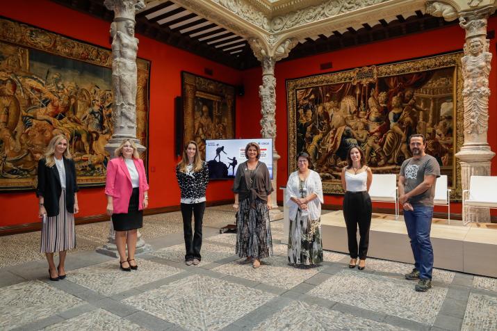 Acto con Ona Carbonell, organizado por Fundación Ibercaja y Ceca