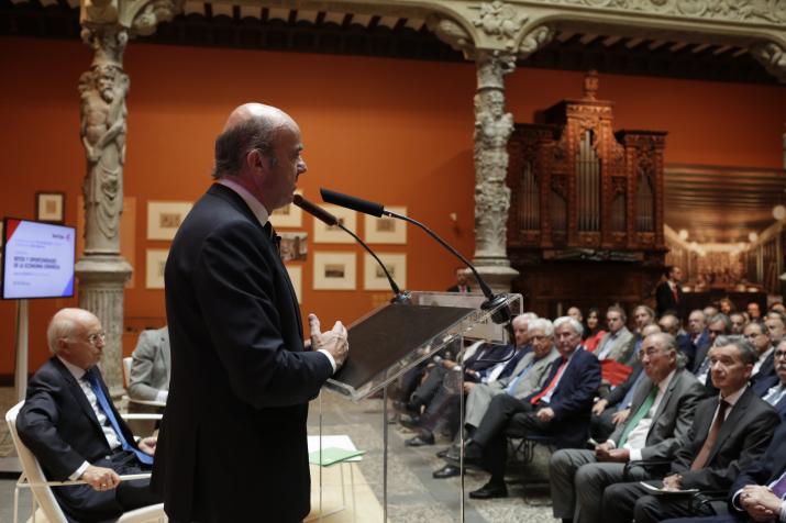 EL MINISTRO DE ECONOMÍA HA INAUGURADO HOY EL FORO IBERCAJA Y HA CLAUSURADO EL CICLO DE CONFERENCIAS 140 ANIVERSARIO 