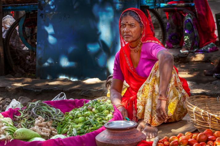  EL CENTRO IBERCAJA ACTUR ACOGE LA EXPOSICIÓN “LA MUJER EN OTRAS CULTURAS”, DE MANUEL FITÉ 