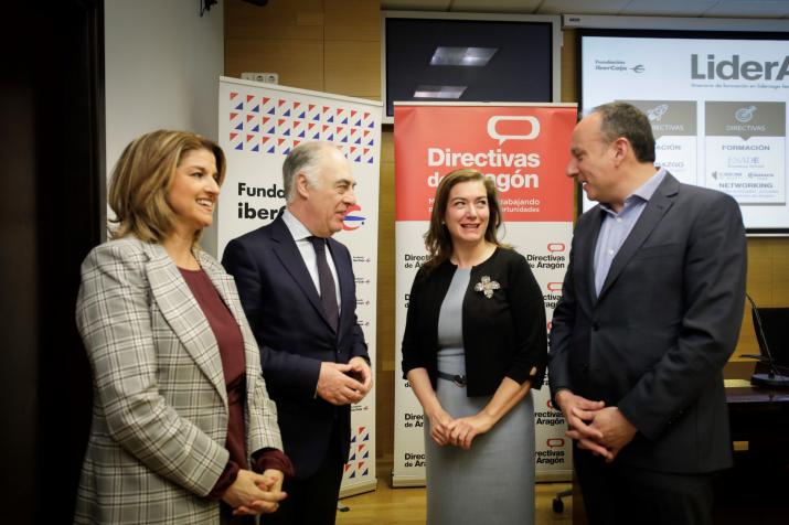 PRESENTACIÓN DEL PROGRAMA FORMATIVO DE LIDERAZGO FEMENINO EN IBERCAJA PATIO DE LA INFANTA.